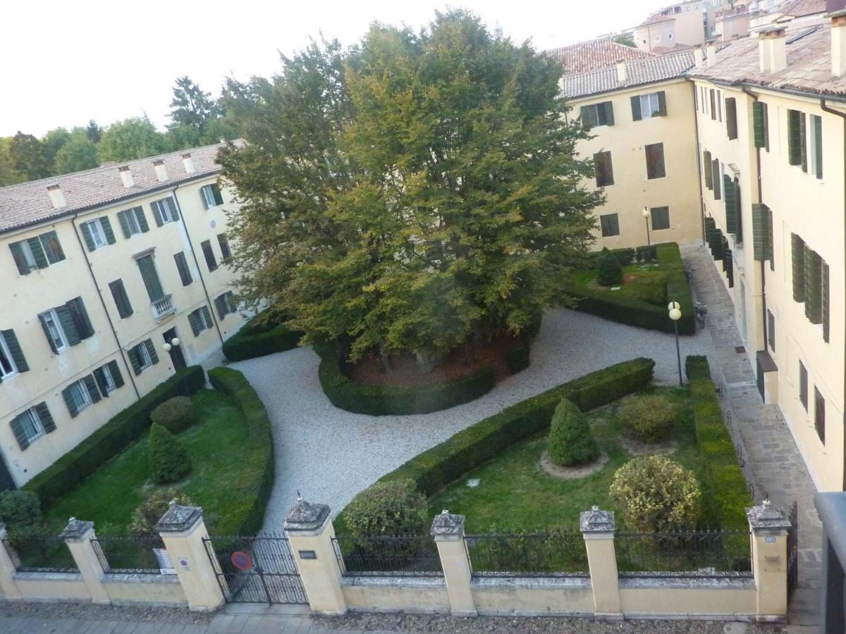 Апартаменти Catoo Dimora Di Design Park In Palazzo Nobiliare Al Duomo Падуя Екстер'єр фото